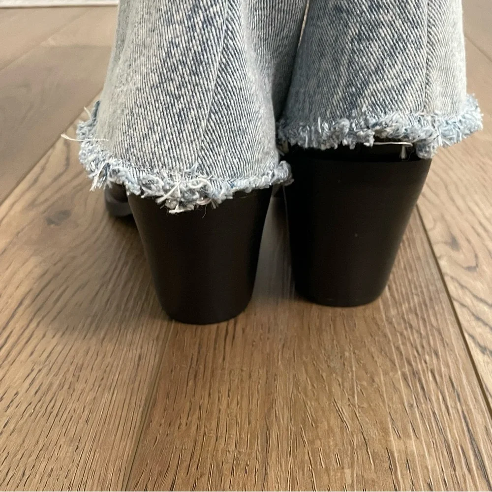 Azalea Wang Brynlee Denim‎ Western Boot NEW